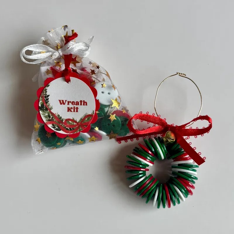 Button Christmas Ornament Kit