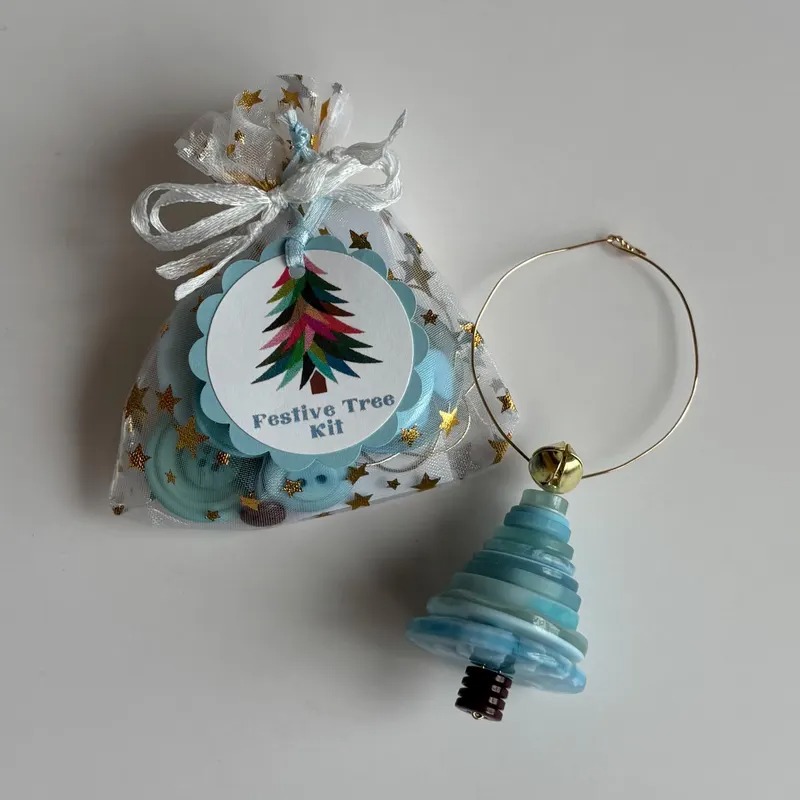 Button Christmas Ornament Kit
