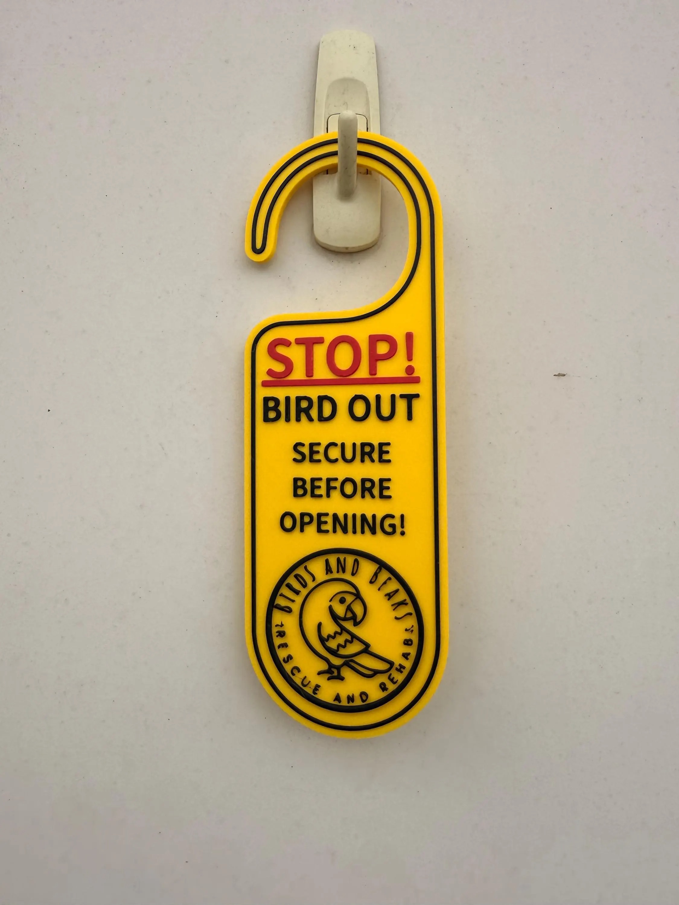 Bird Safety Door Hanger Sign – Parrot & Pet Owner Secure Door Reminder