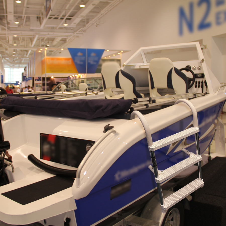 Boarding Aluminum Ladders