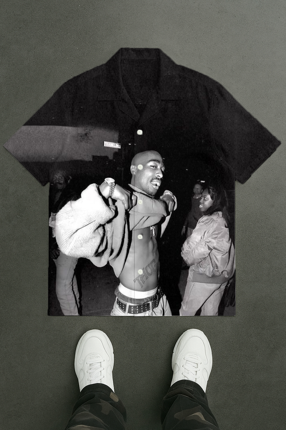 2pac short sleeve shirt