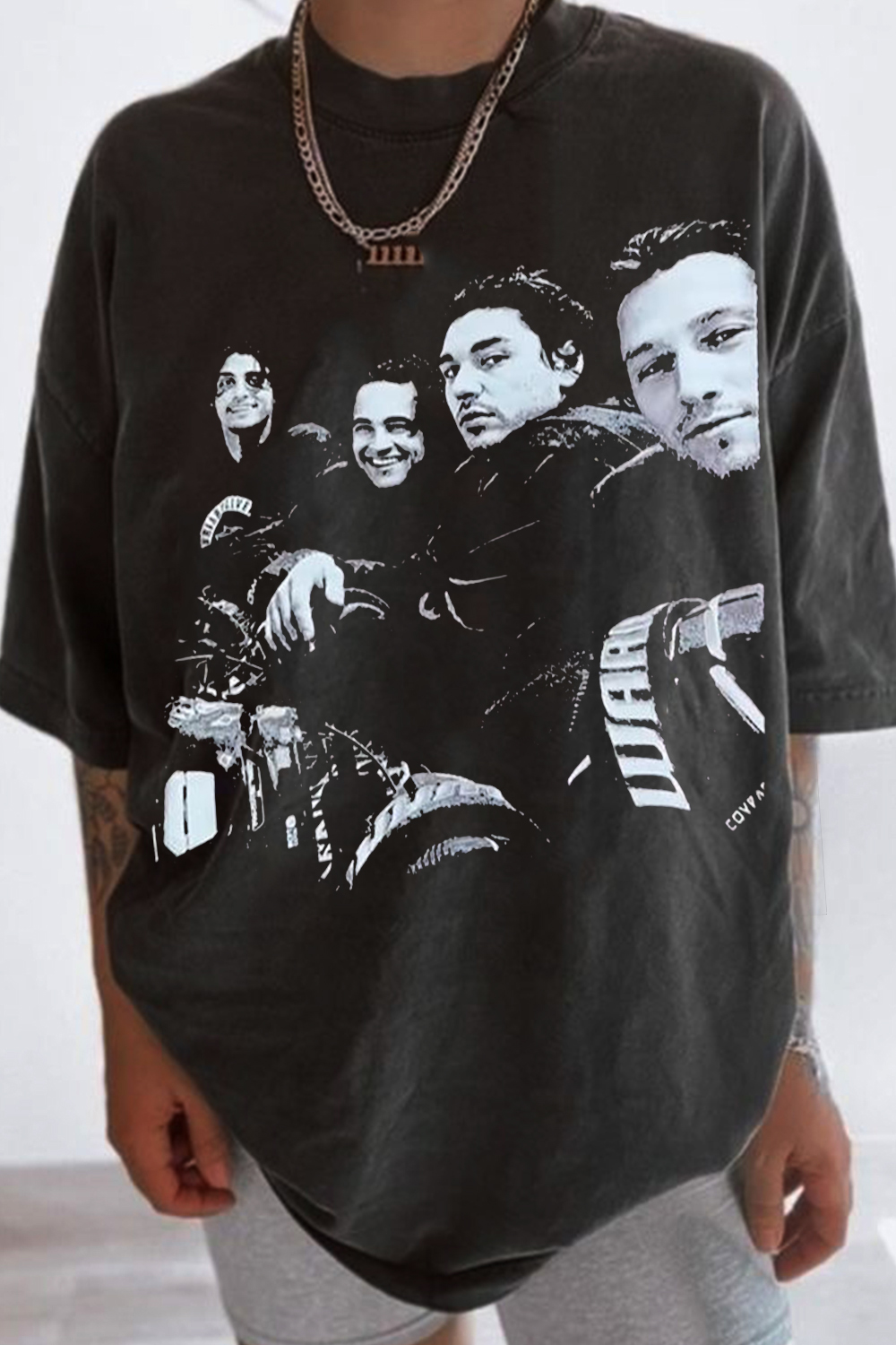👀 Off Campus Tee