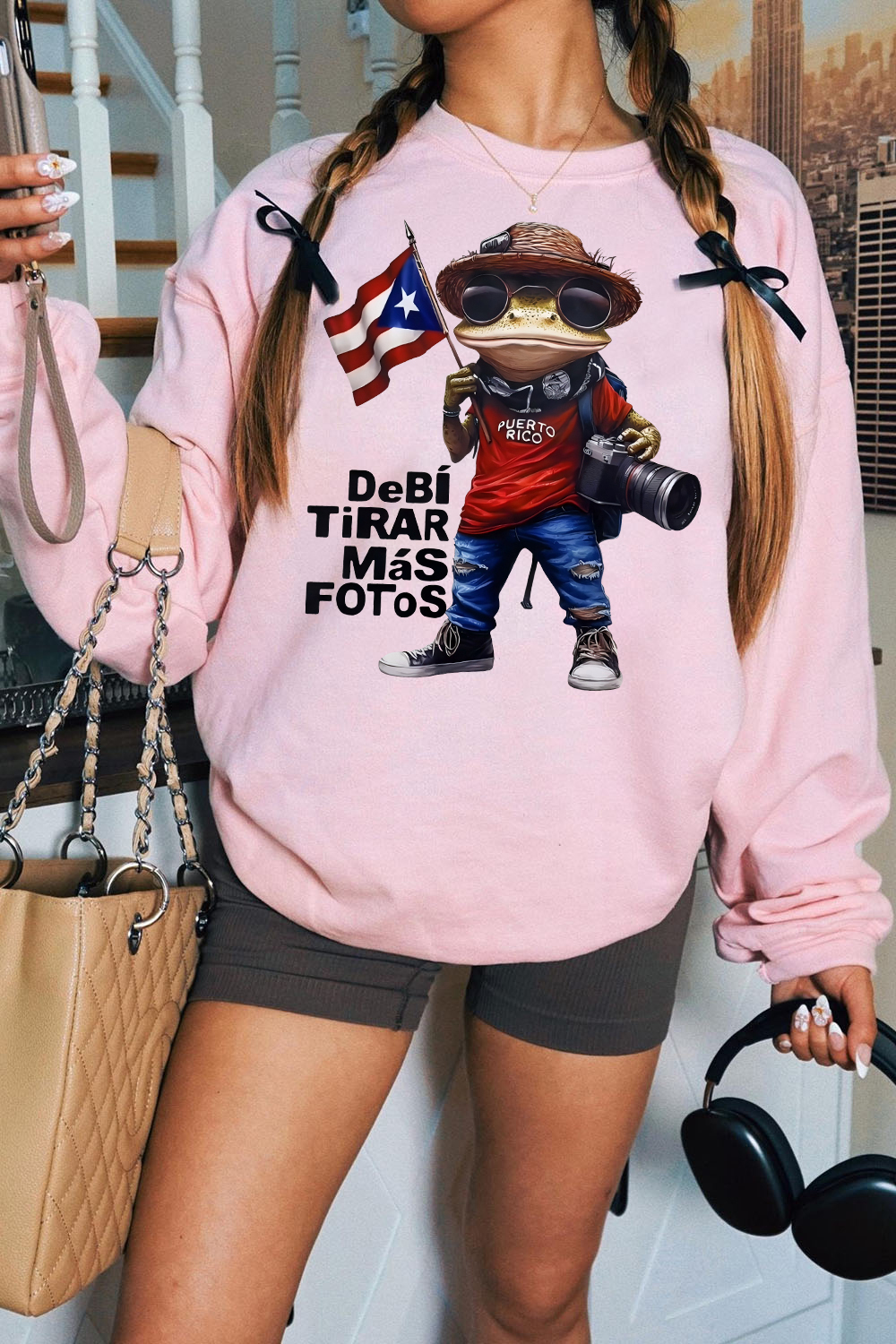 Debi Tirar Mas Fotos Bad Bunny Frog Sweatshirt For Women