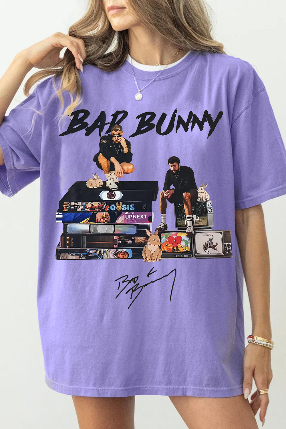 Bad Bunny Debi Tirar Mas Fotos Graphic Tee For Women