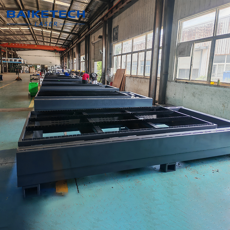 TH-T6025S 12000W【FOB】Industrial Single Platform Fiber Laser Cutter High Speed CNC Sheet Metal Laser Cutting Machine For Metal Fabrication