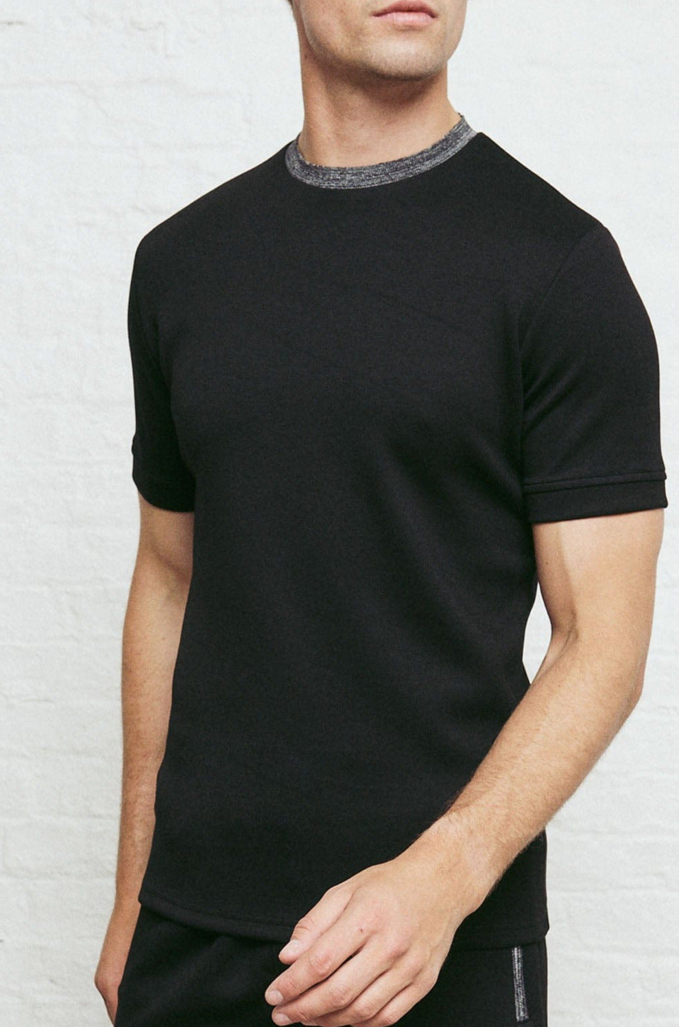 Luxe Contrast Collar T-Shirt - Black