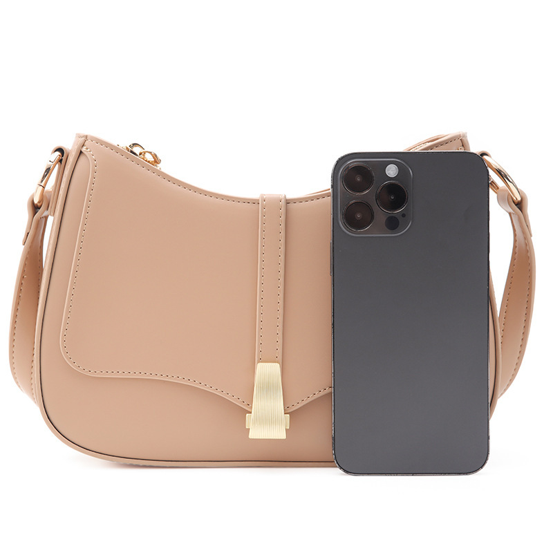 Multifunctional Crossbody Bag: Trendy Women's Shoulder Bag