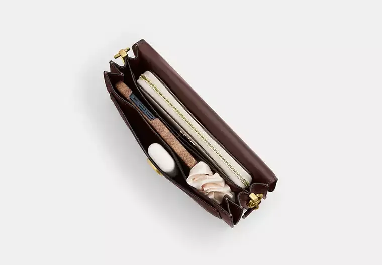 Tabby Shoulder Bag 26