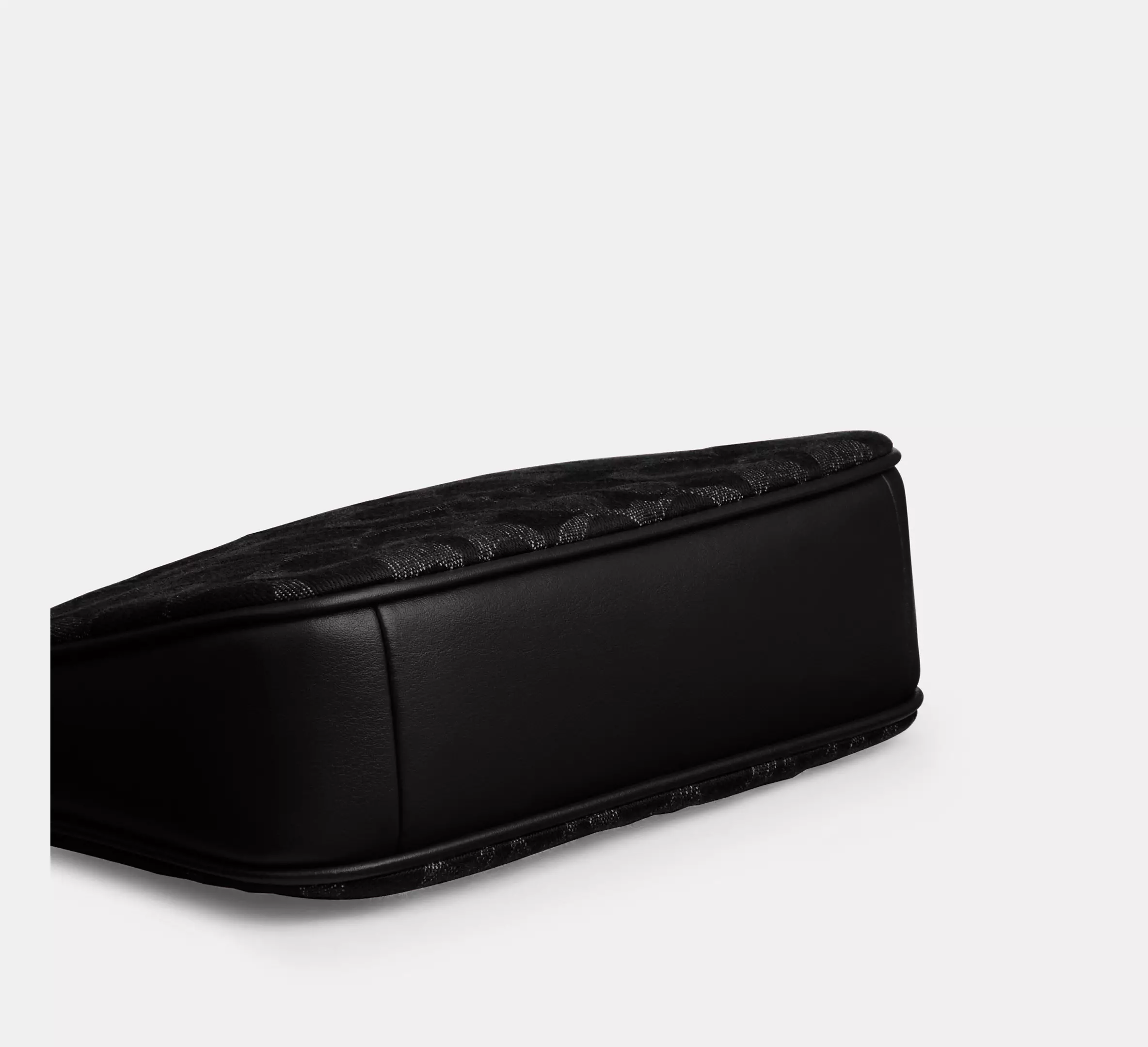 Nolita 19 In Signature Denim