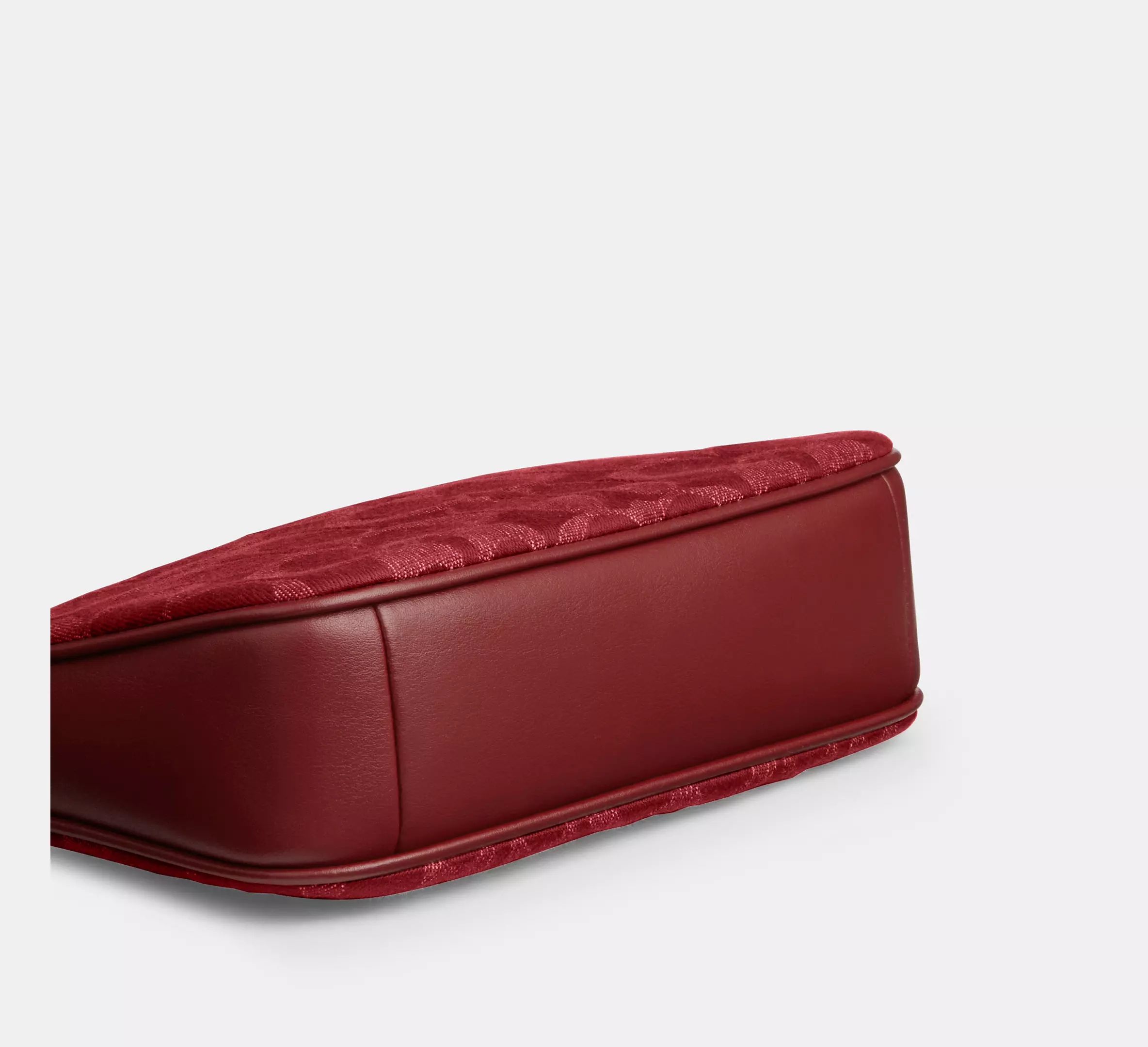 Nolita 19 In Signature Denim