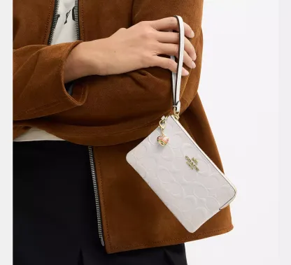 Corner Zip Wristlet In Signature Leather With Heart Charm