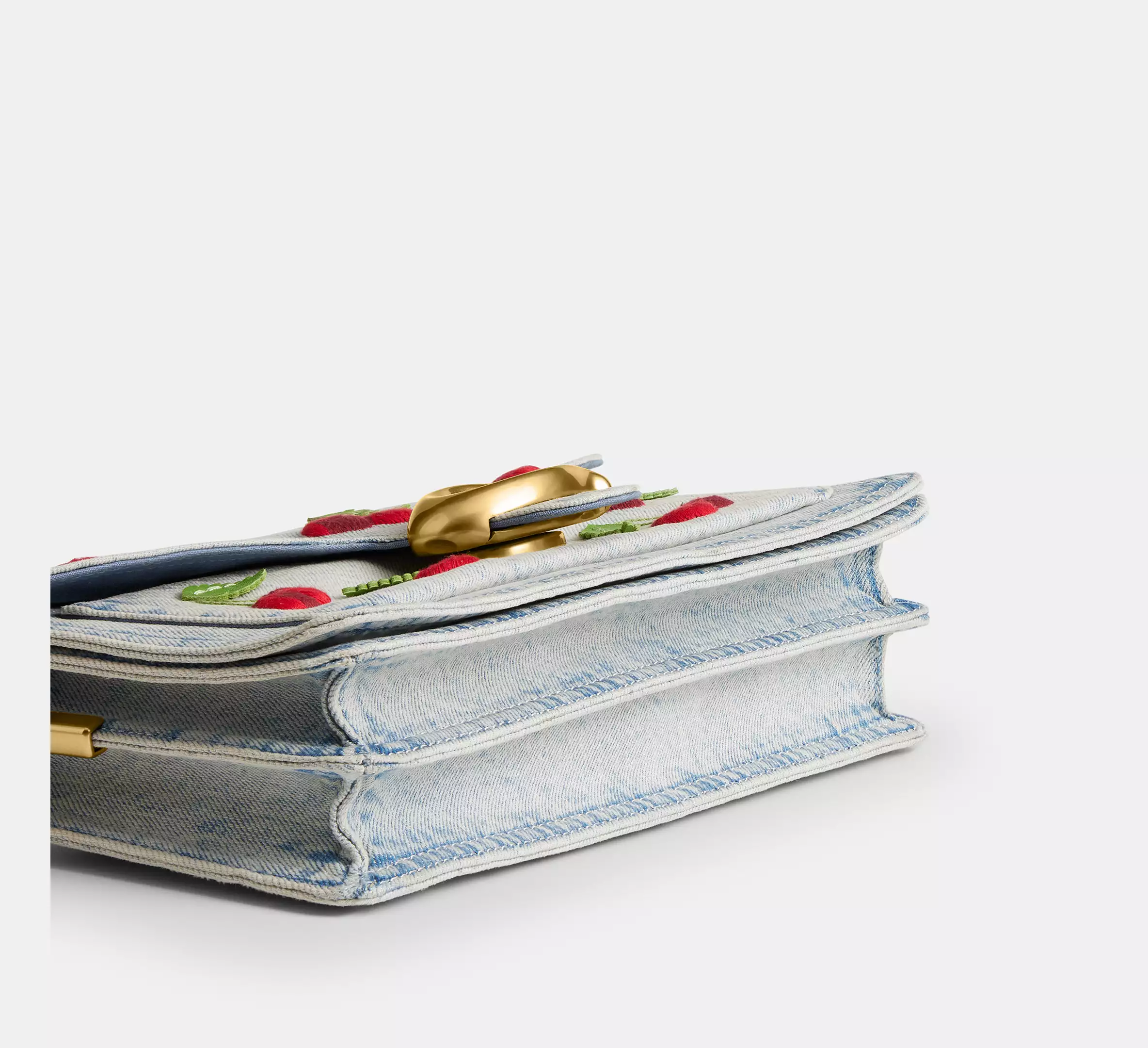 Tabby Shoulder Bag 26 With Cherry Embroidery