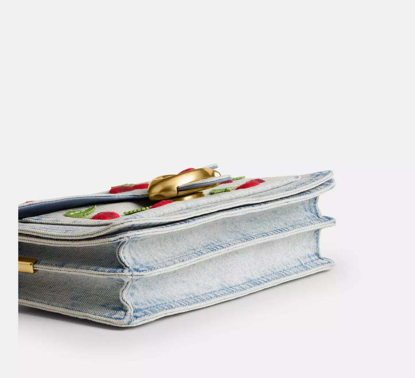 Tabby Shoulder Bag 26 With Cherry Embroidery