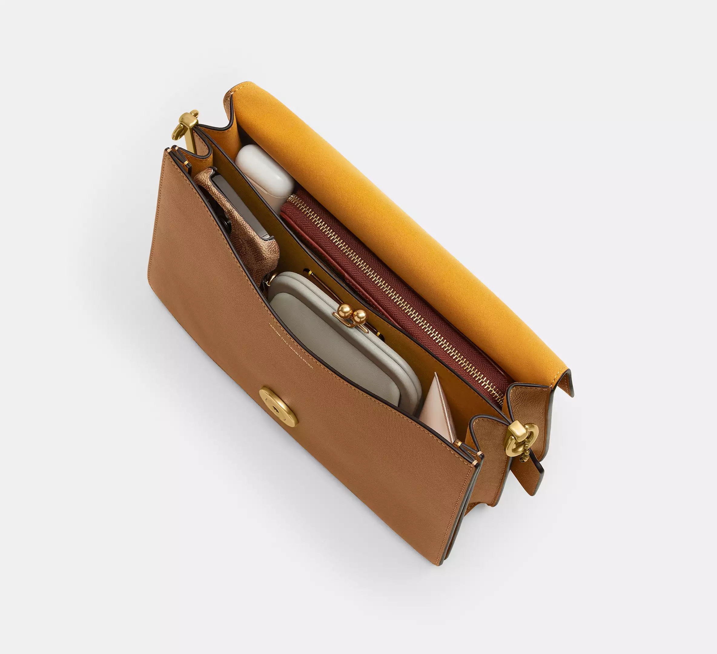 Chain Tabby Shoulder Bag 30