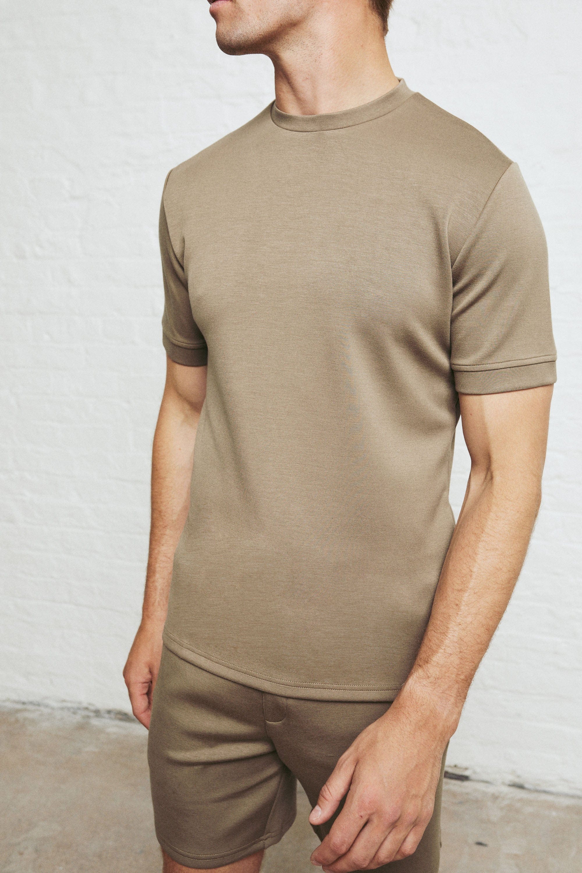 Luxe T-Shirt - Sand