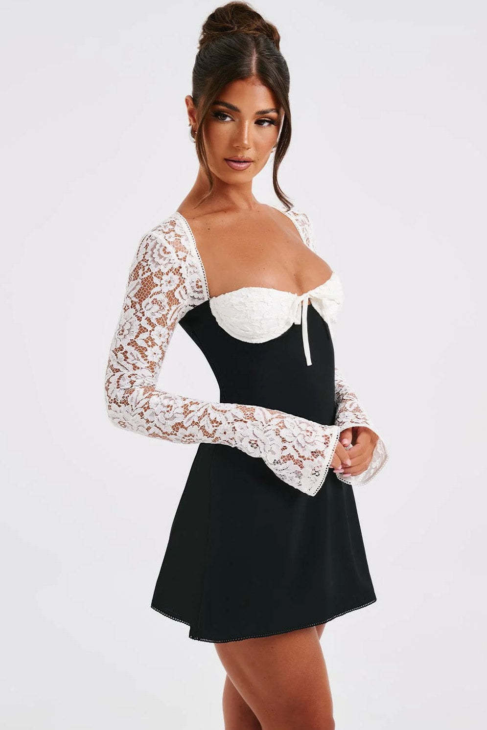 Lace Sweetheart Neckline Lace-Up Mini Dress