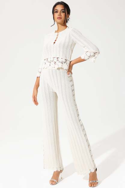Crew Collar Cut-Out Lace Hem Knit Suit