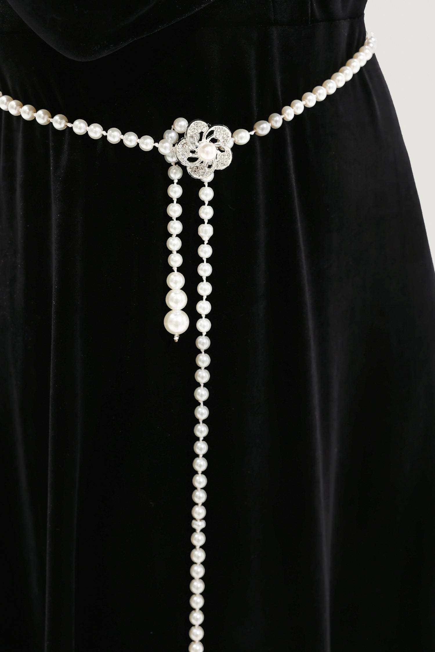 Floral Metal Pearl Waist Chain Silver