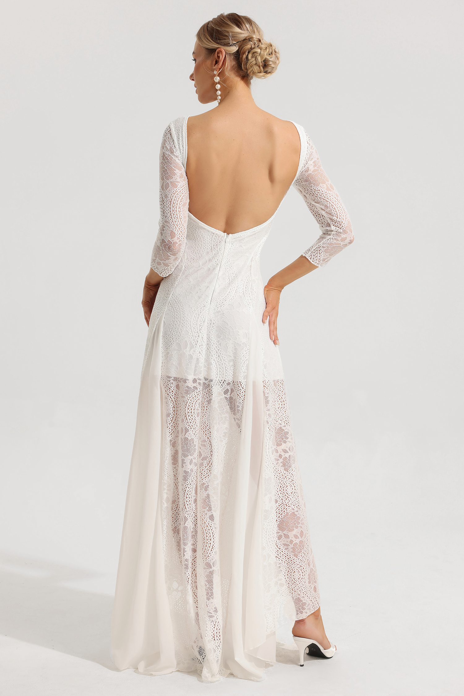 Lace Backless Long Sleeve Maxi Dress
