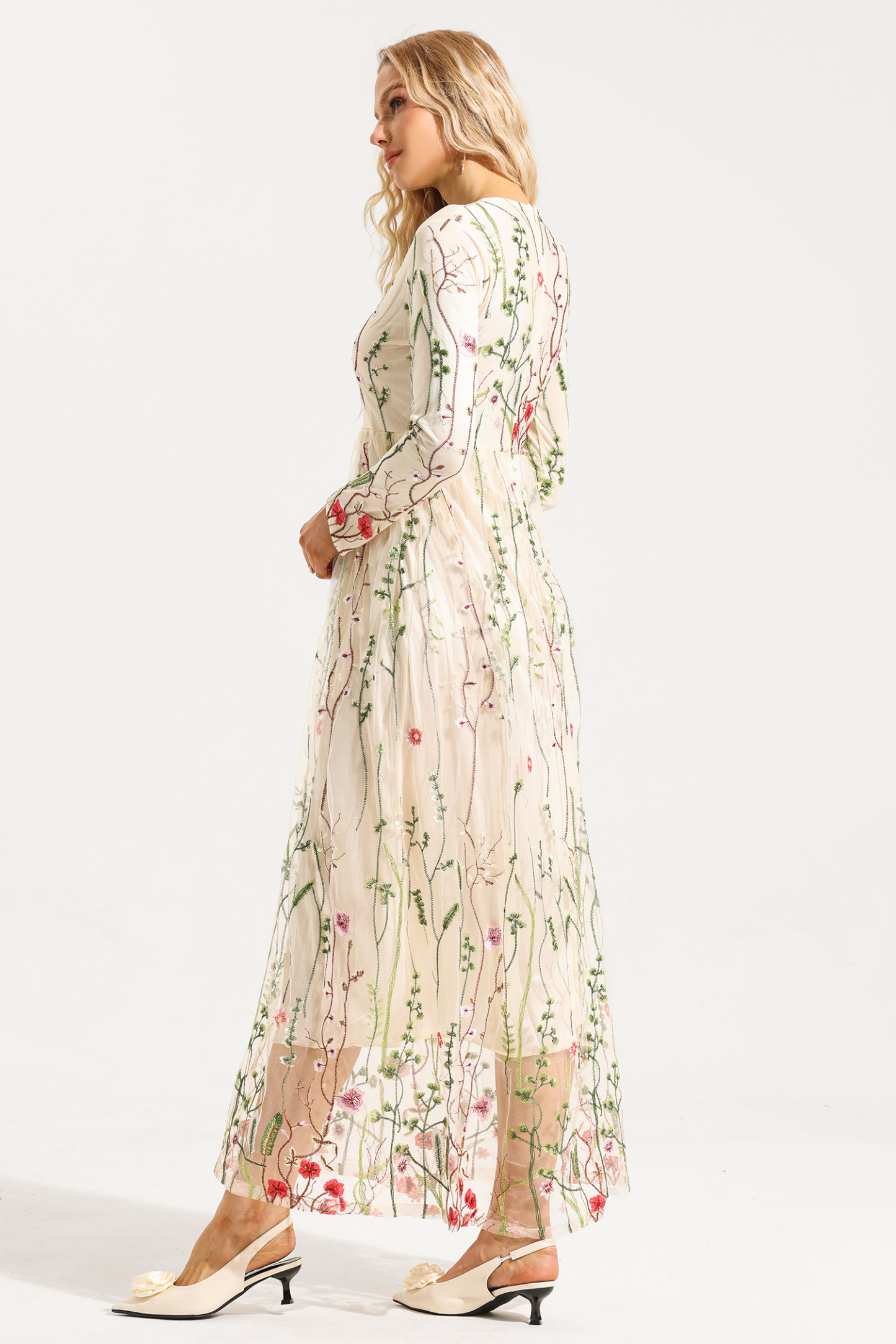 Embroidered Round Neck Long Sleeve Maxi Dress