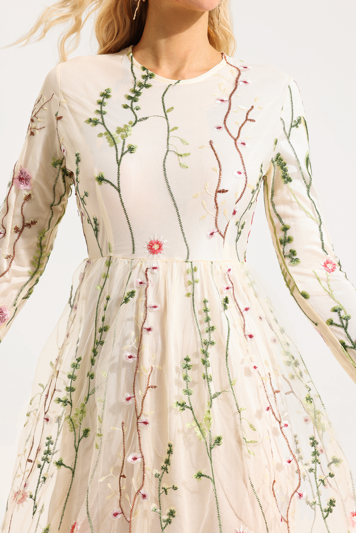 Embroidered Round Neck Long Sleeve Maxi Dress