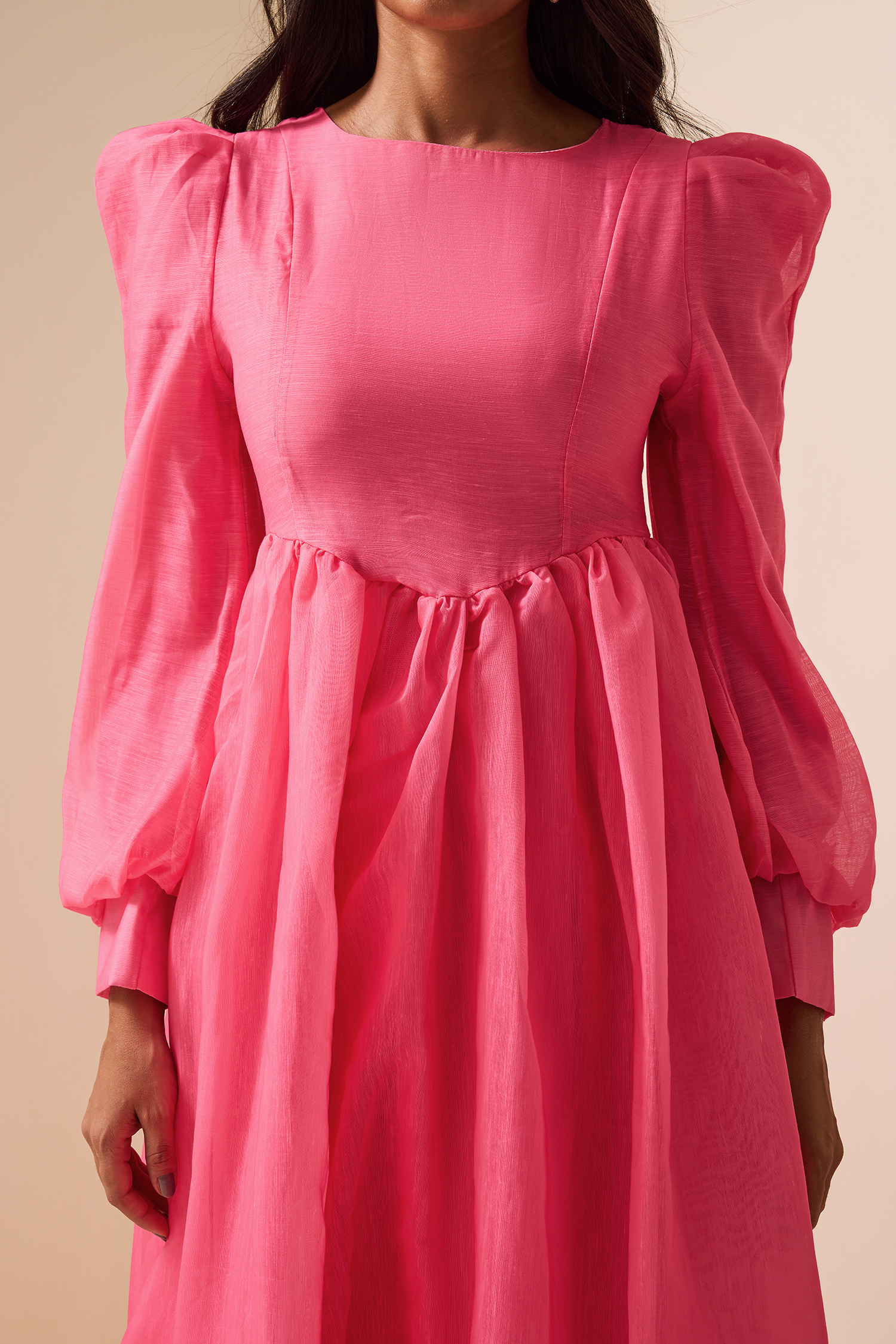 Solid Lantern Sleeve Round Neck Midi Dress