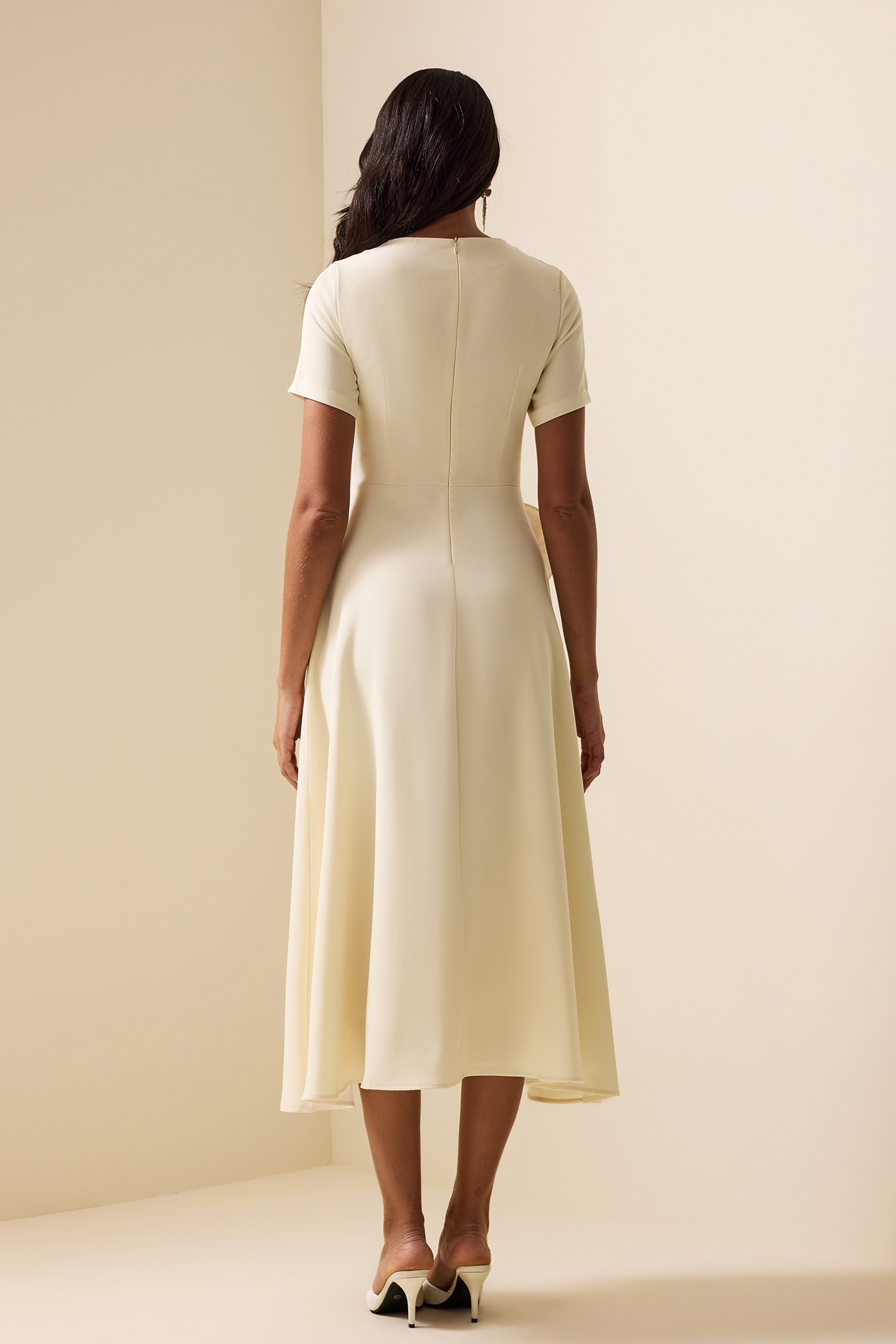 3D Floral Round Neck Short Sleeve Midi Dress White