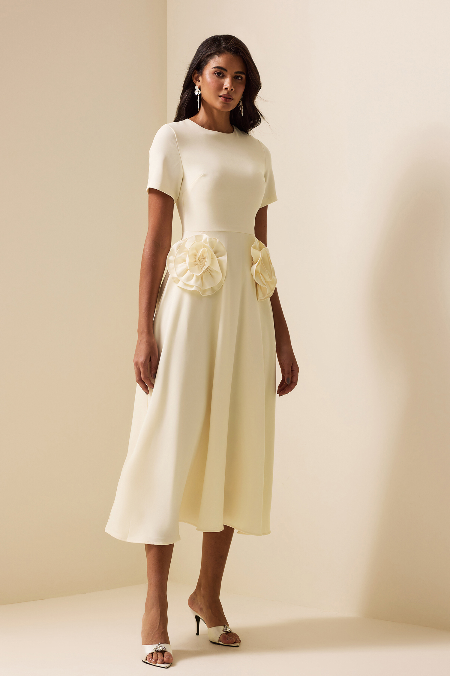 3D Floral Round Neck Short Sleeve Midi Dress White