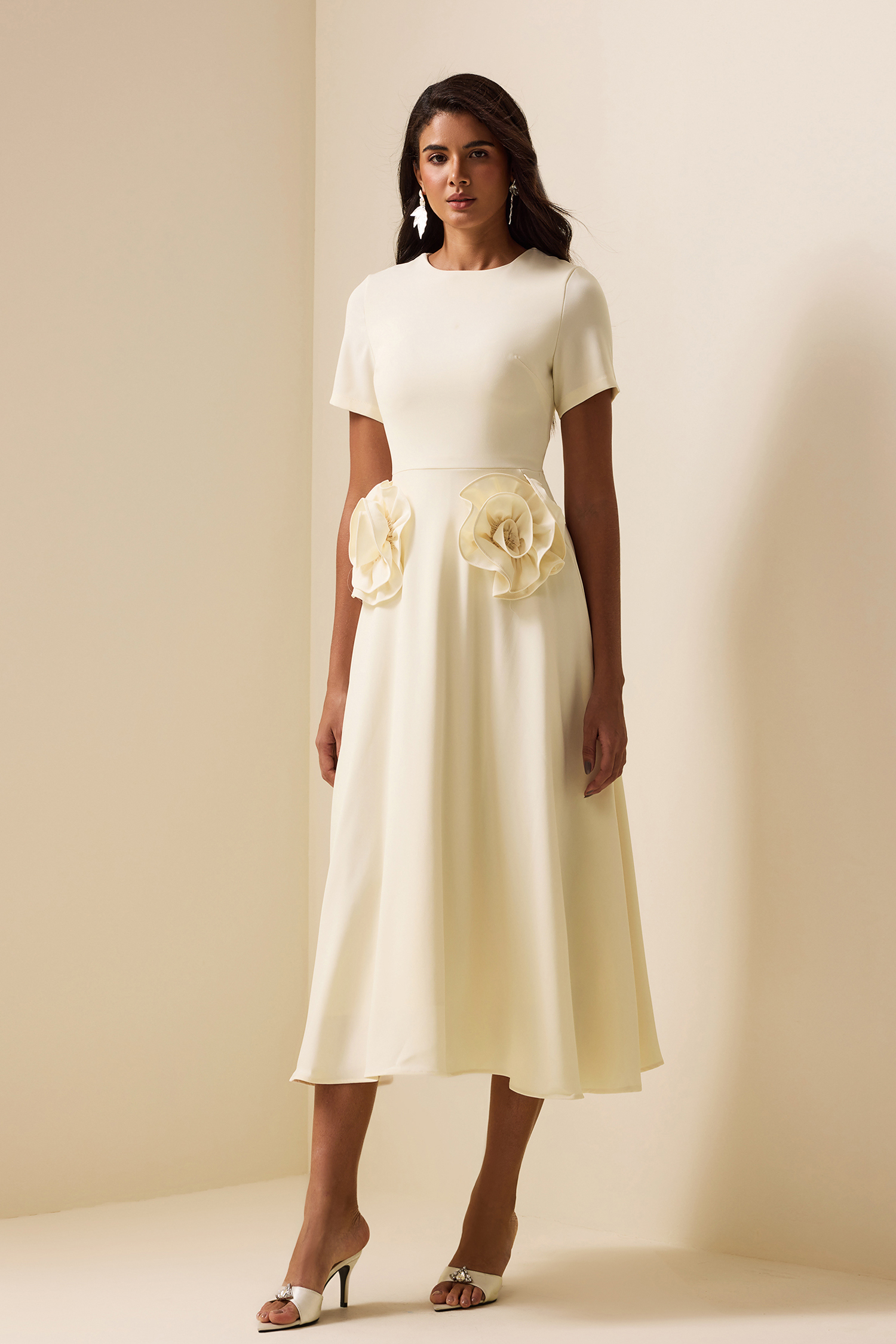 3D Floral Round Neck Short Sleeve Midi Dress White