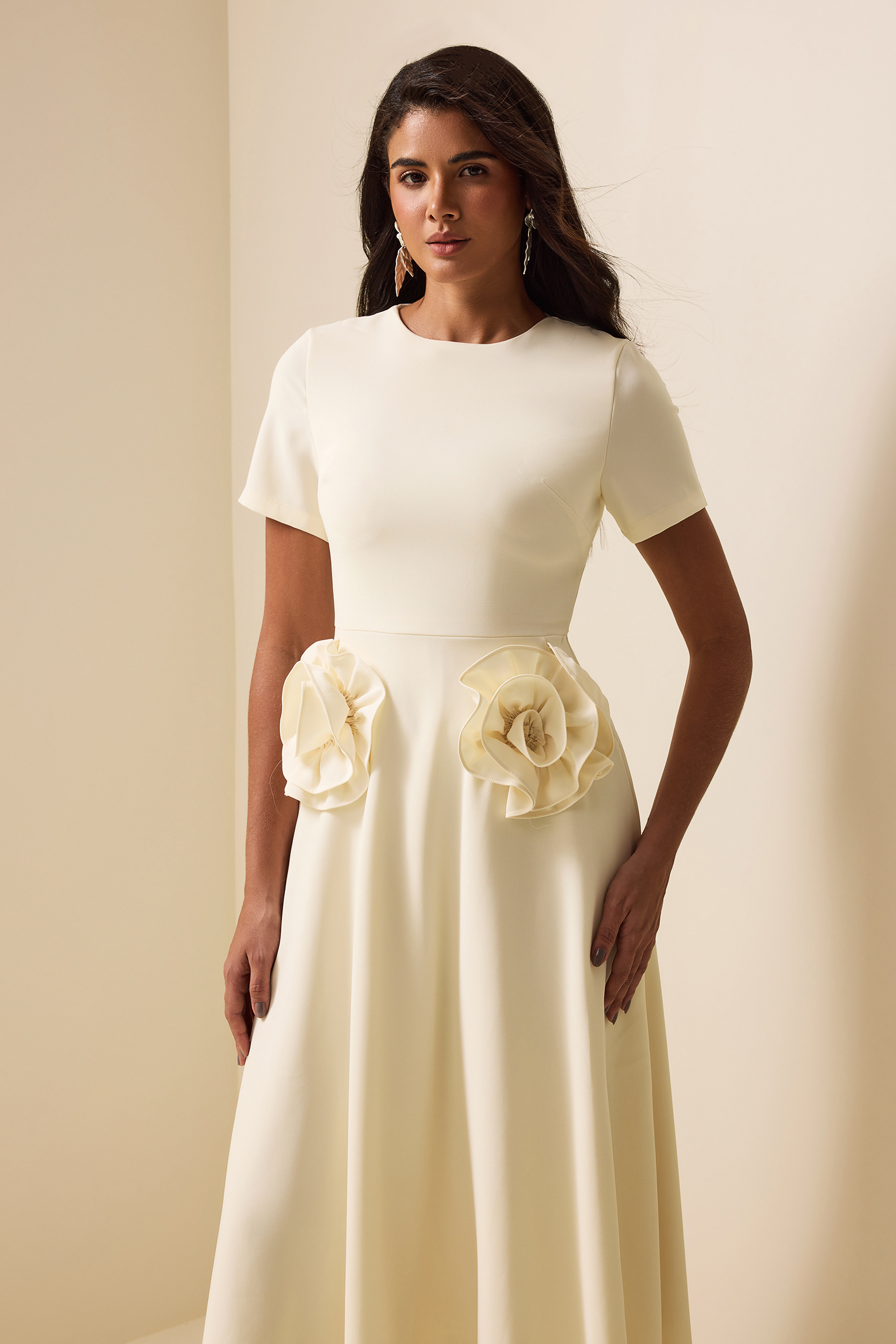 3D Floral Round Neck Short Sleeve Midi Dress White