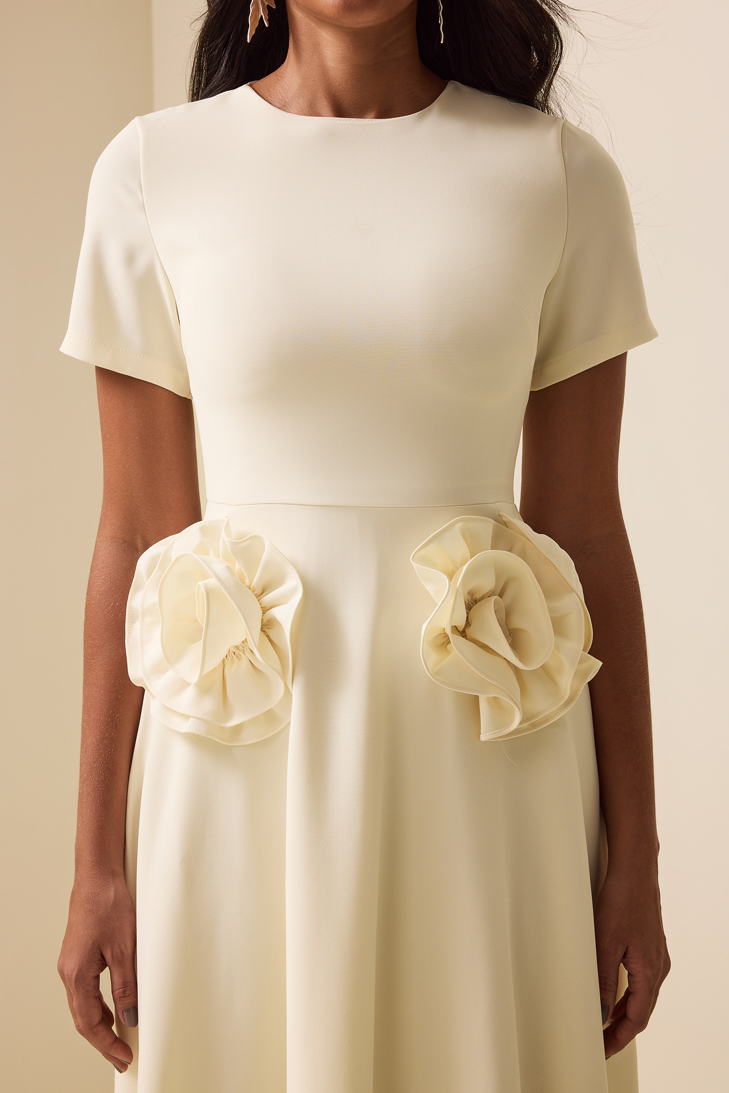 3D Floral Round Neck Short Sleeve Midi Dress White
