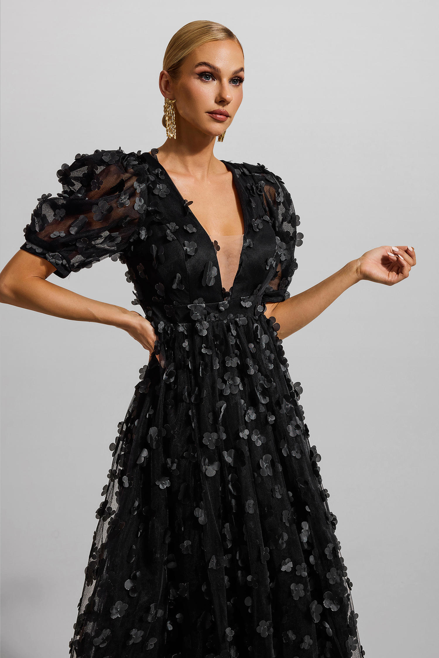 3D Floral Solid Puff Sleeve Maxi Dress – JardinVue