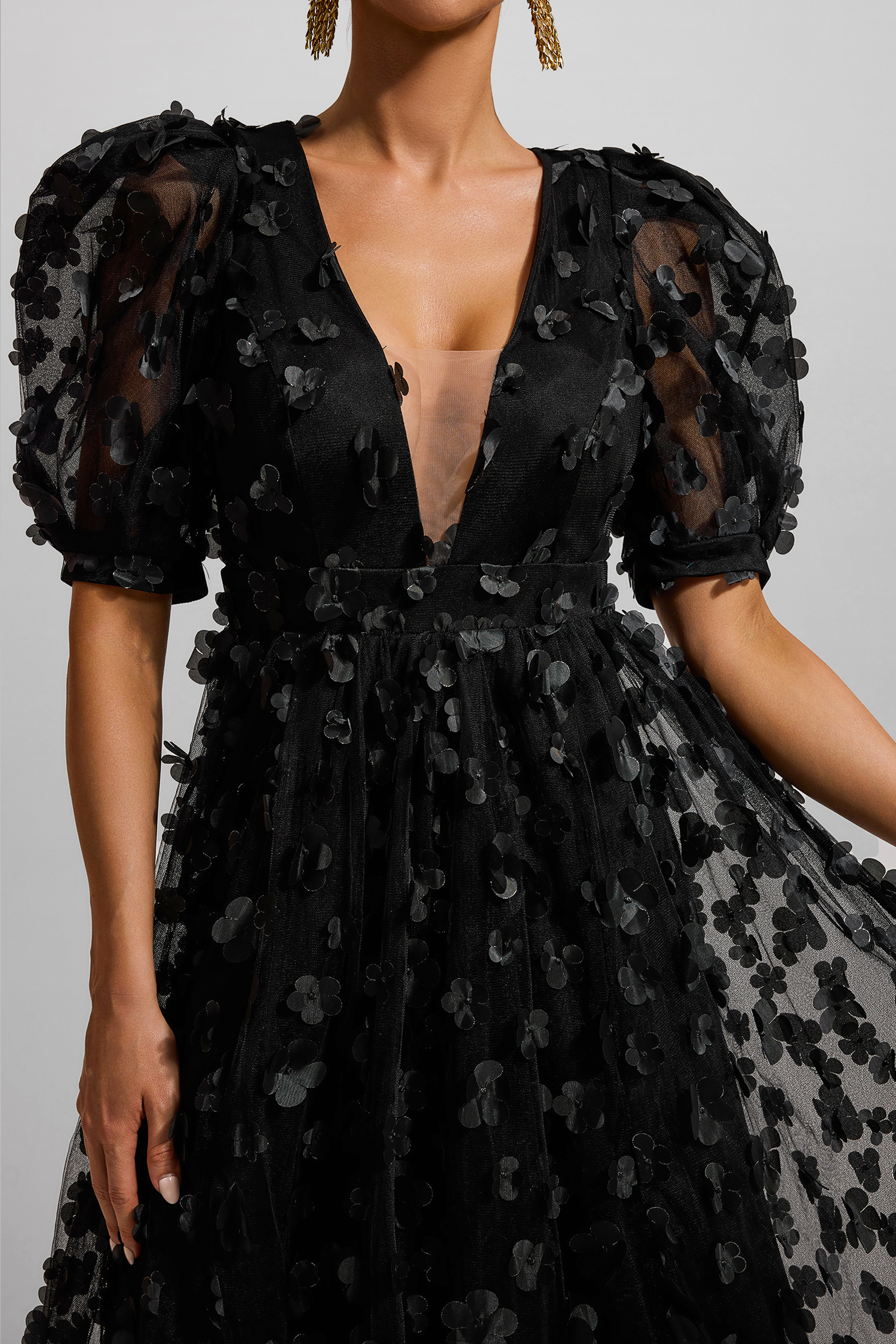3D Floral Solid Puff Sleeve Maxi Dress – JardinVue