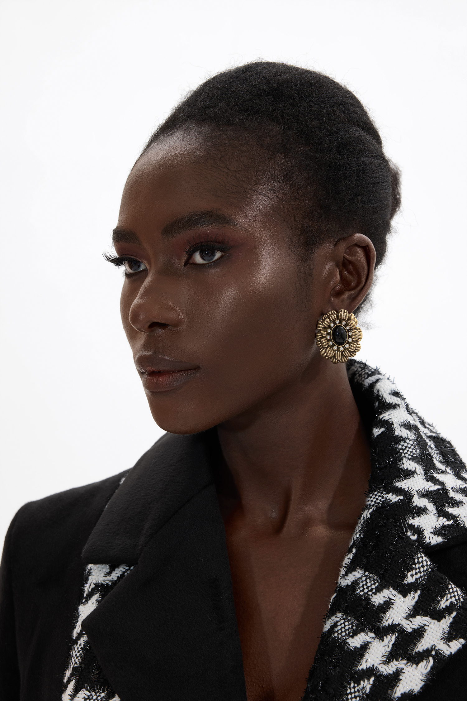 Rhinestone Gemstone Decor Flower Earrings