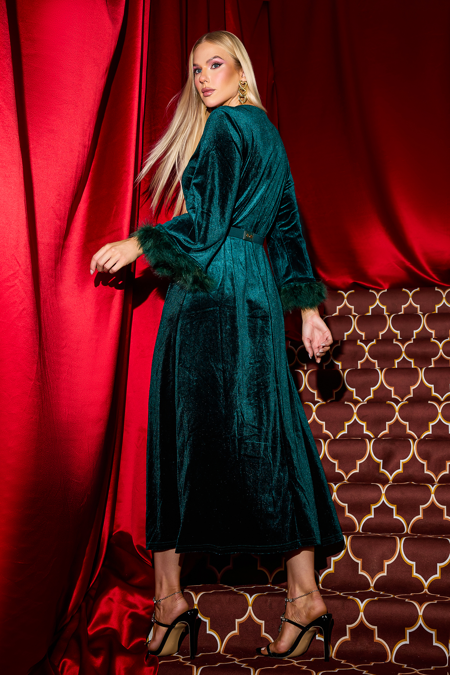 Solid Velvet Feather Midi Dress With Belt