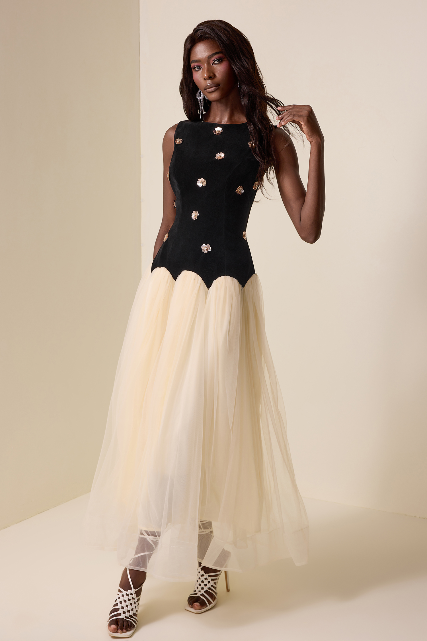 Metal Flower Boat Neck Sleeveless Midi Dress