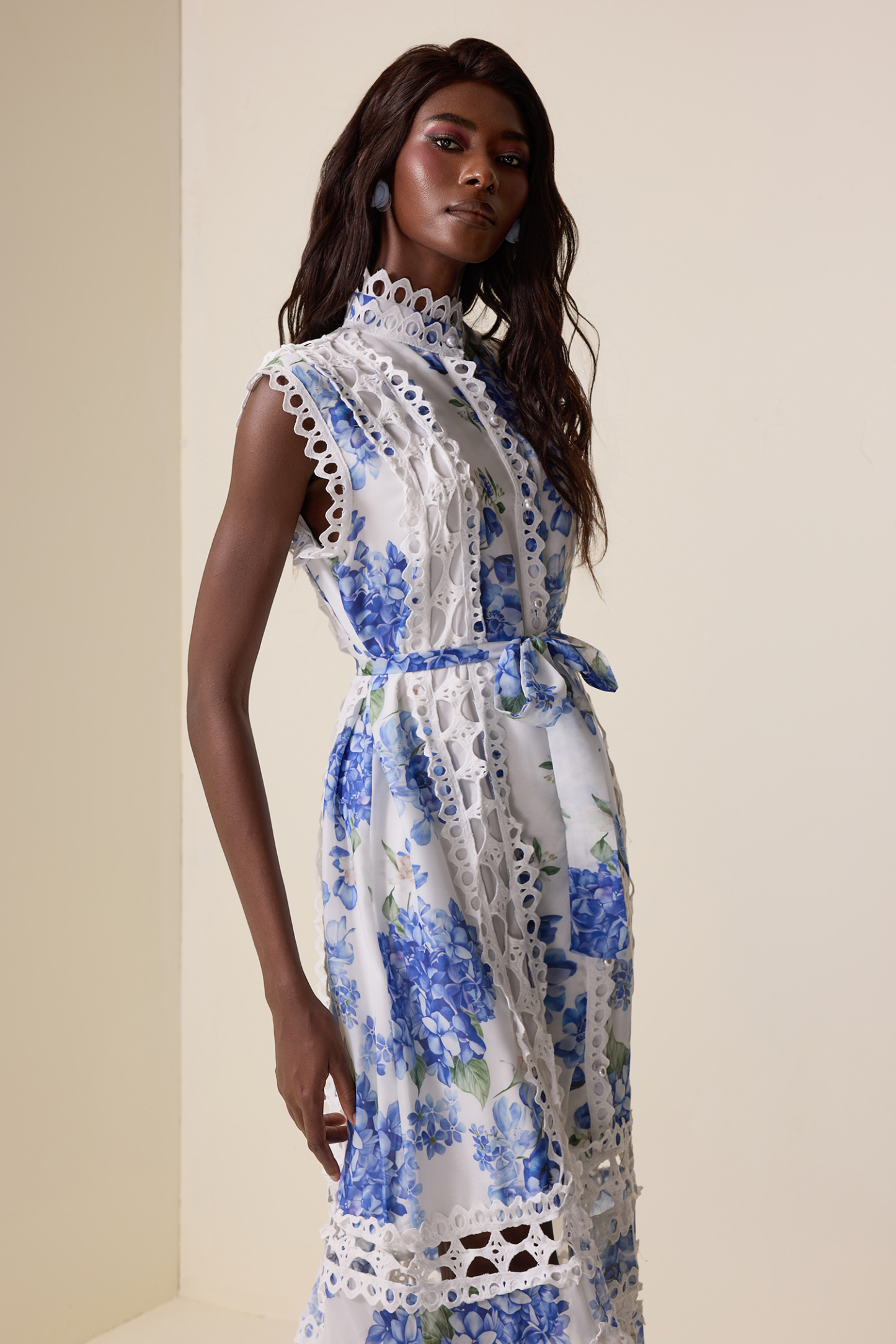 Lace Floral Sleeveless Midi Dress