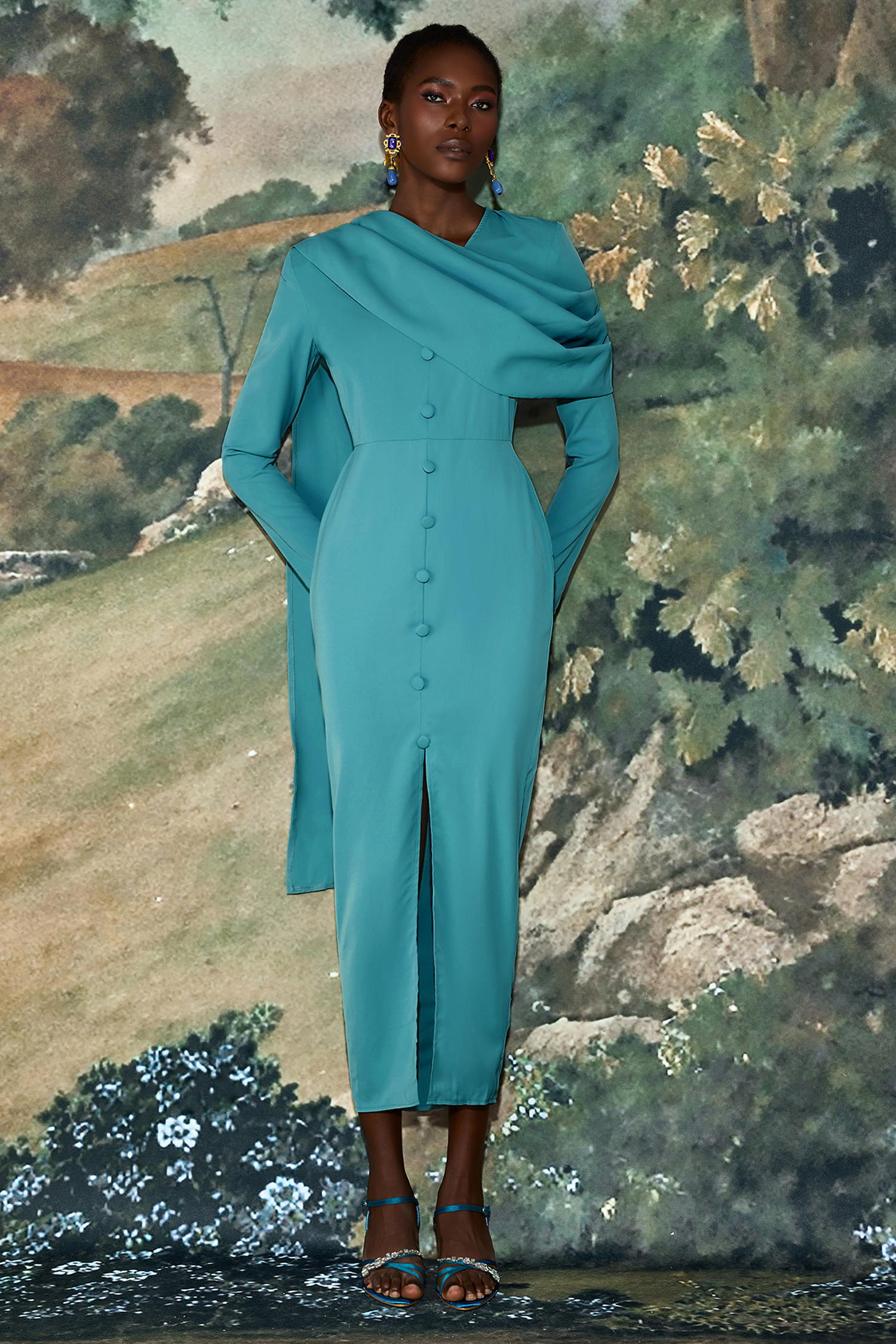 Solid Single Breasted Silt Midi Dress With Cape