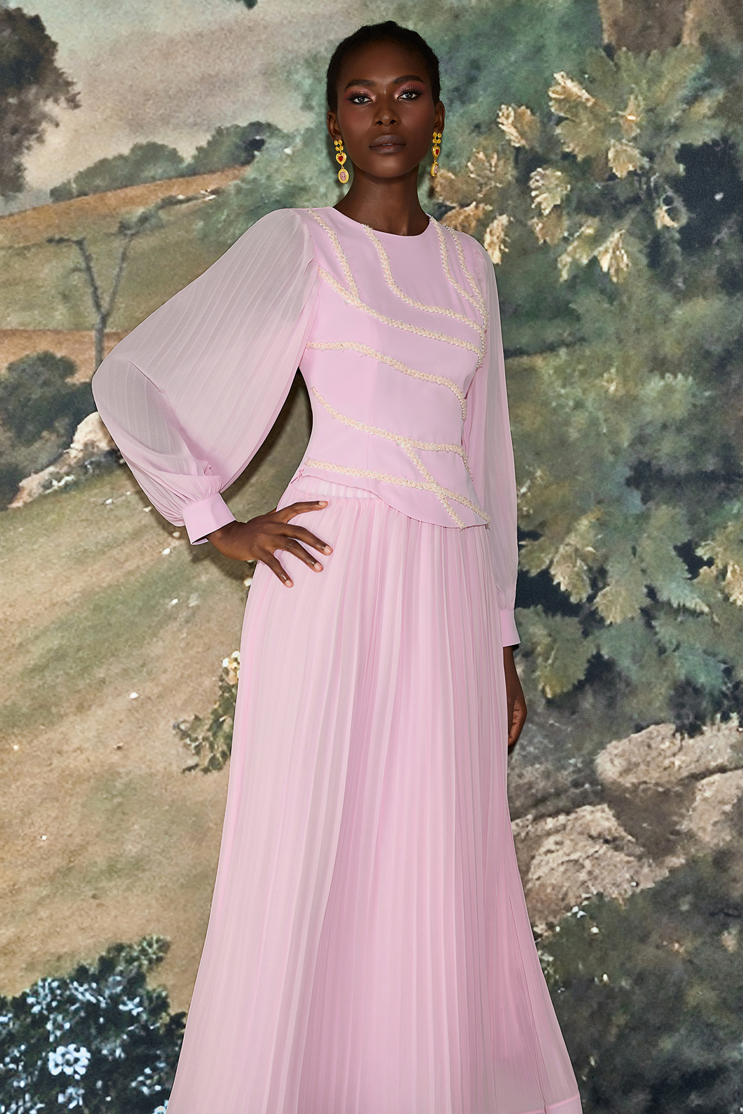 Sequin Splicing Lace Top & Pleated Midi Skirt Set