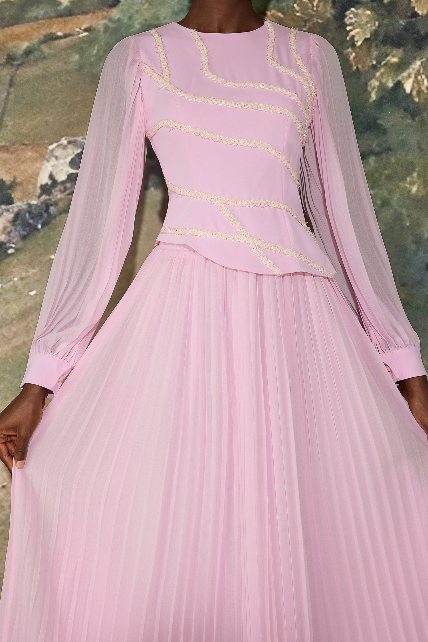 Sequin Splicing Lace Top & Pleated Midi Skirt Set