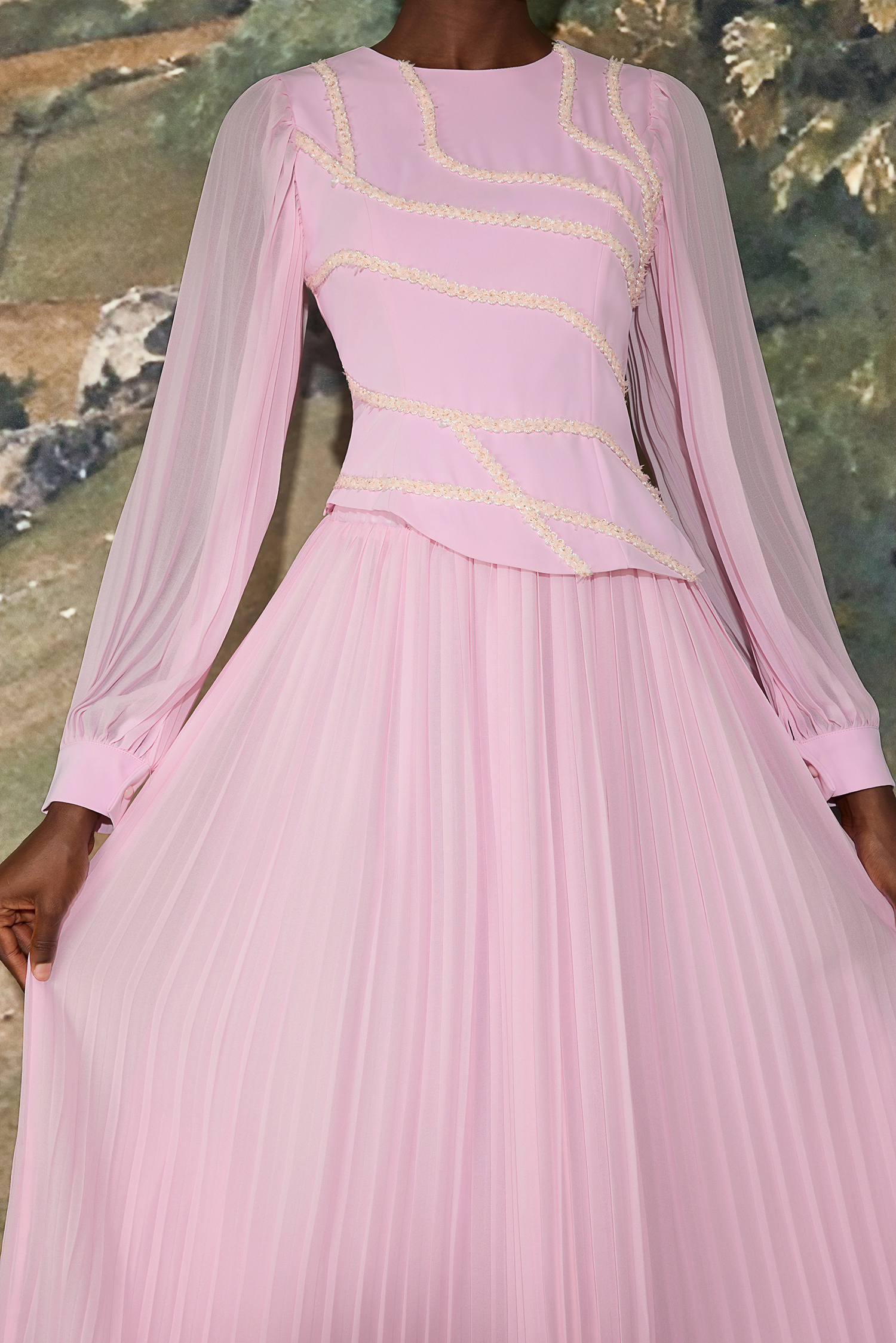 Sequin Splicing Lace Top & Pleated Midi Skirt Set