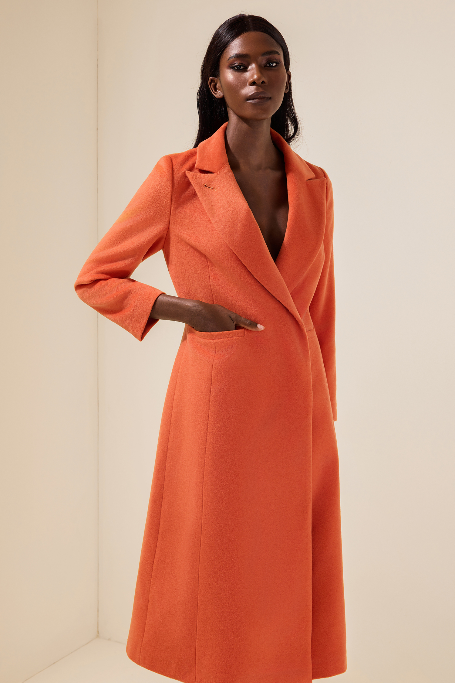 Solid Woolen Bottom Long Sleeve Coat