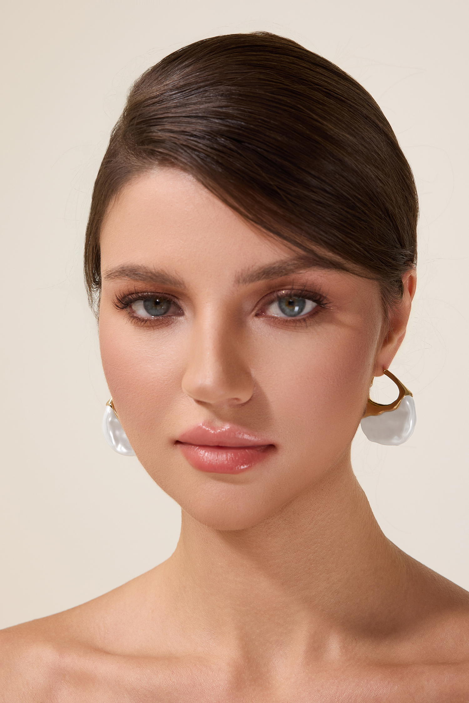 Inlaid Faux Pearl Irregular Shape  Earrings