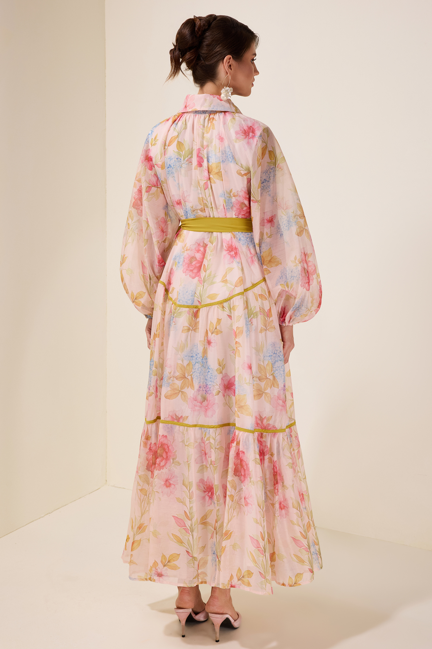 Floral Flapped Lantern Sleeve Midi Dress