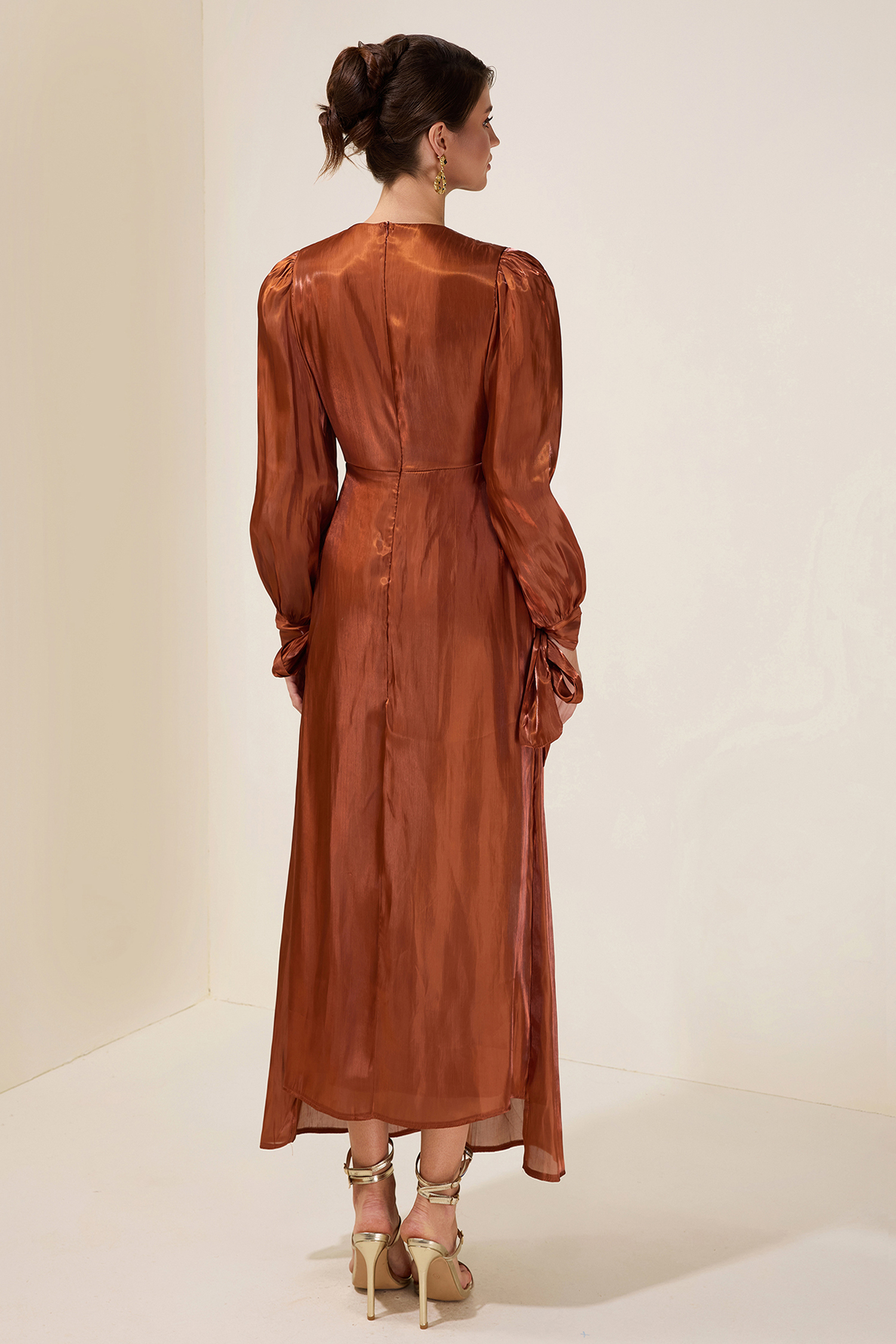 Satin Gathering Knotted Midi Dress