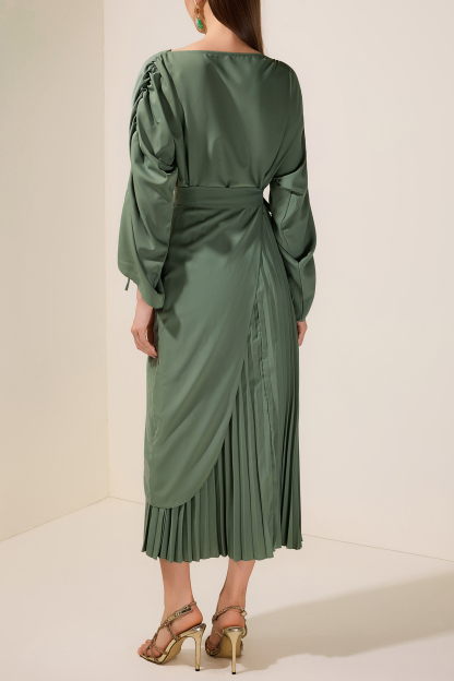 Solid Skew Collar Pleated Maxi Dress With Belt