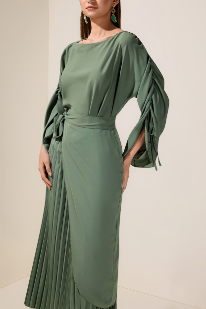 Solid Skew Collar Pleated Maxi Dress With Belt