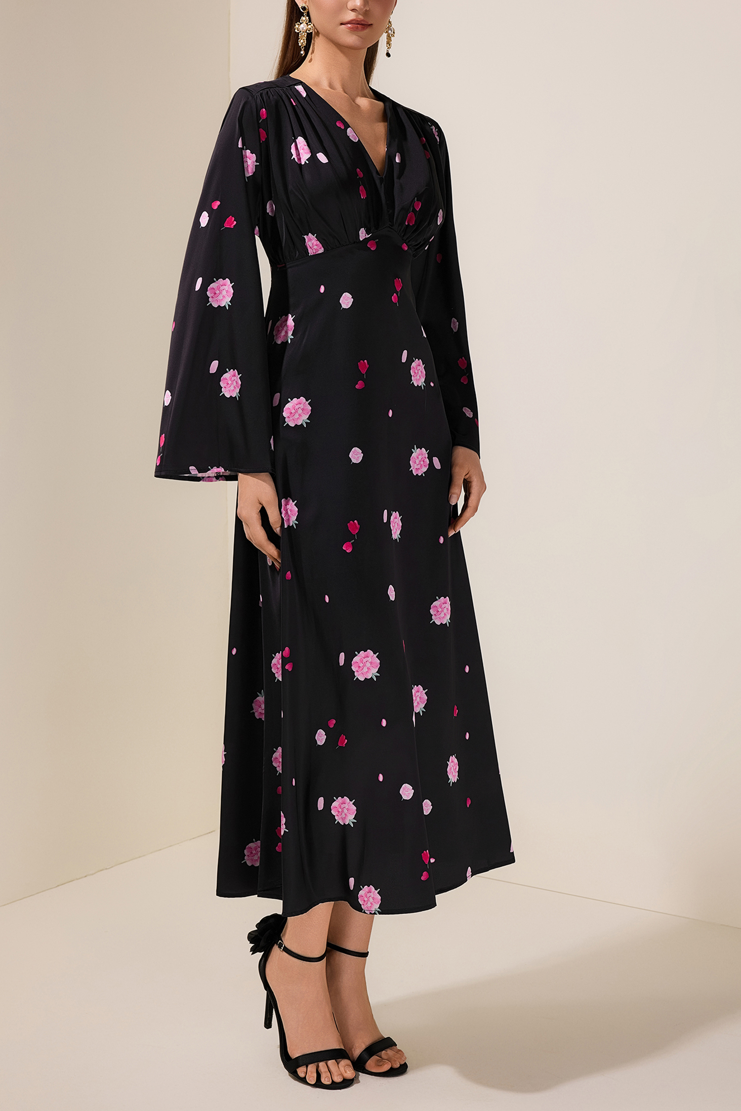 Floral V-Neck Long Sleeve Maxi Dress