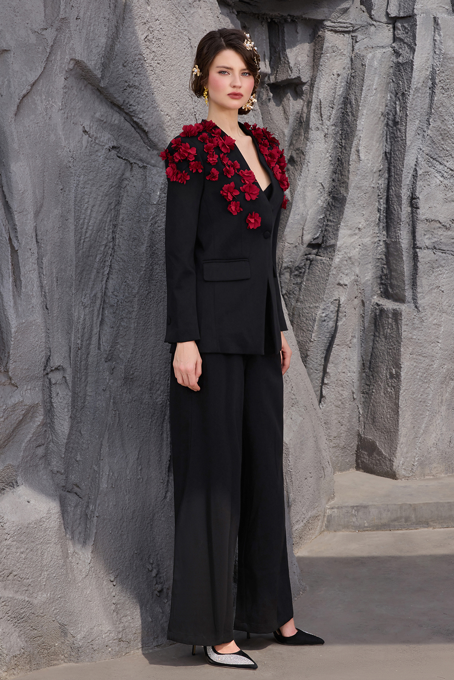 3D Flower V-Neck Top &  Loose Pants Set