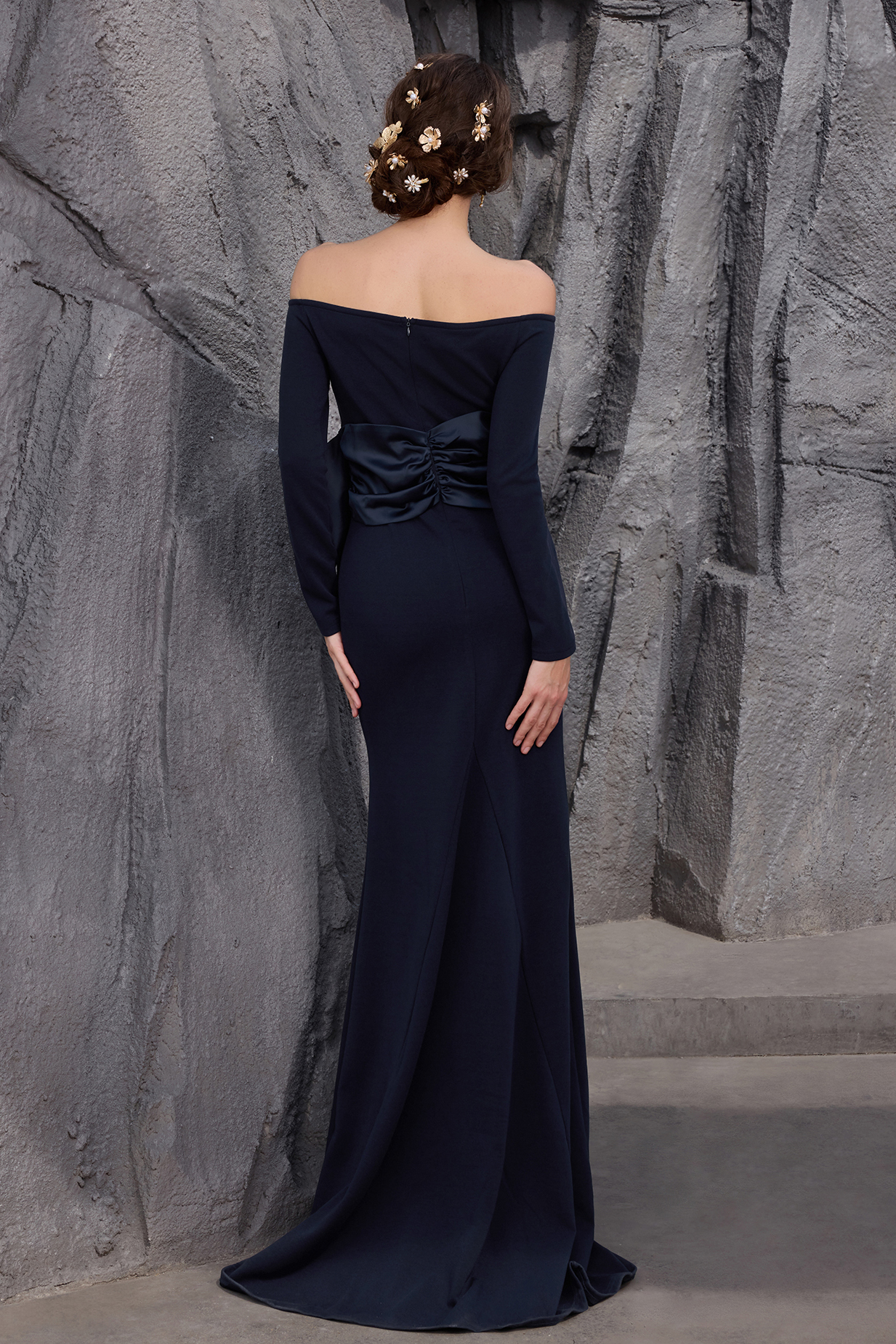 Solid Bow Long Sleeve Off-Shoulder Maxi Dress